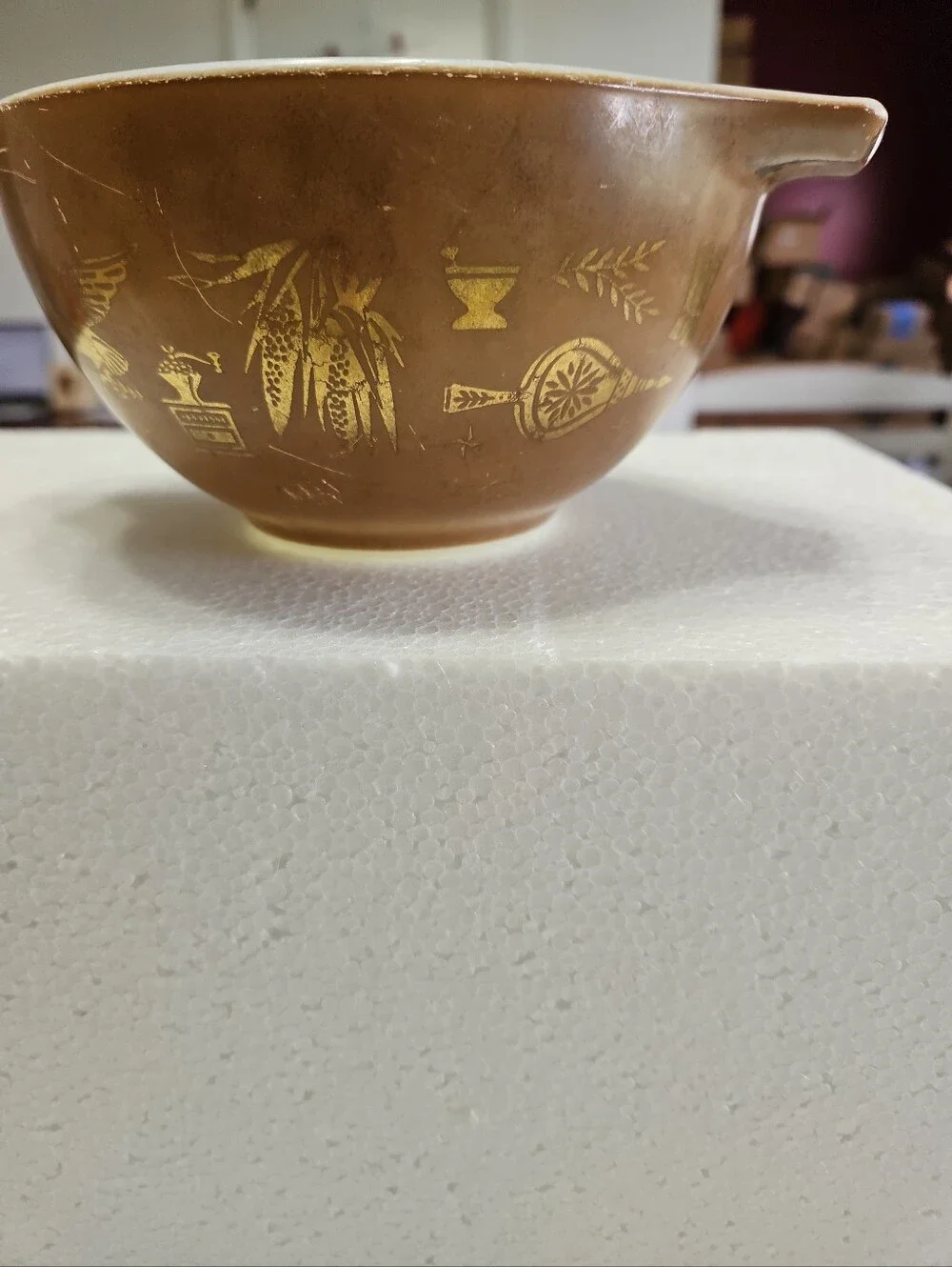PYREX Vintage Early American Cindrella 1.5 Pint Brown & Gold Bowl #441